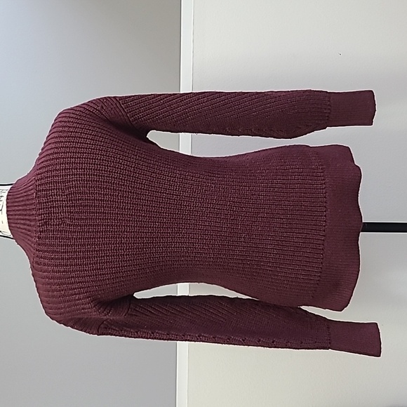 Abercrombie & Fitch chunky knit burgundy pullover mock neck sweater - Picture 2 of 3